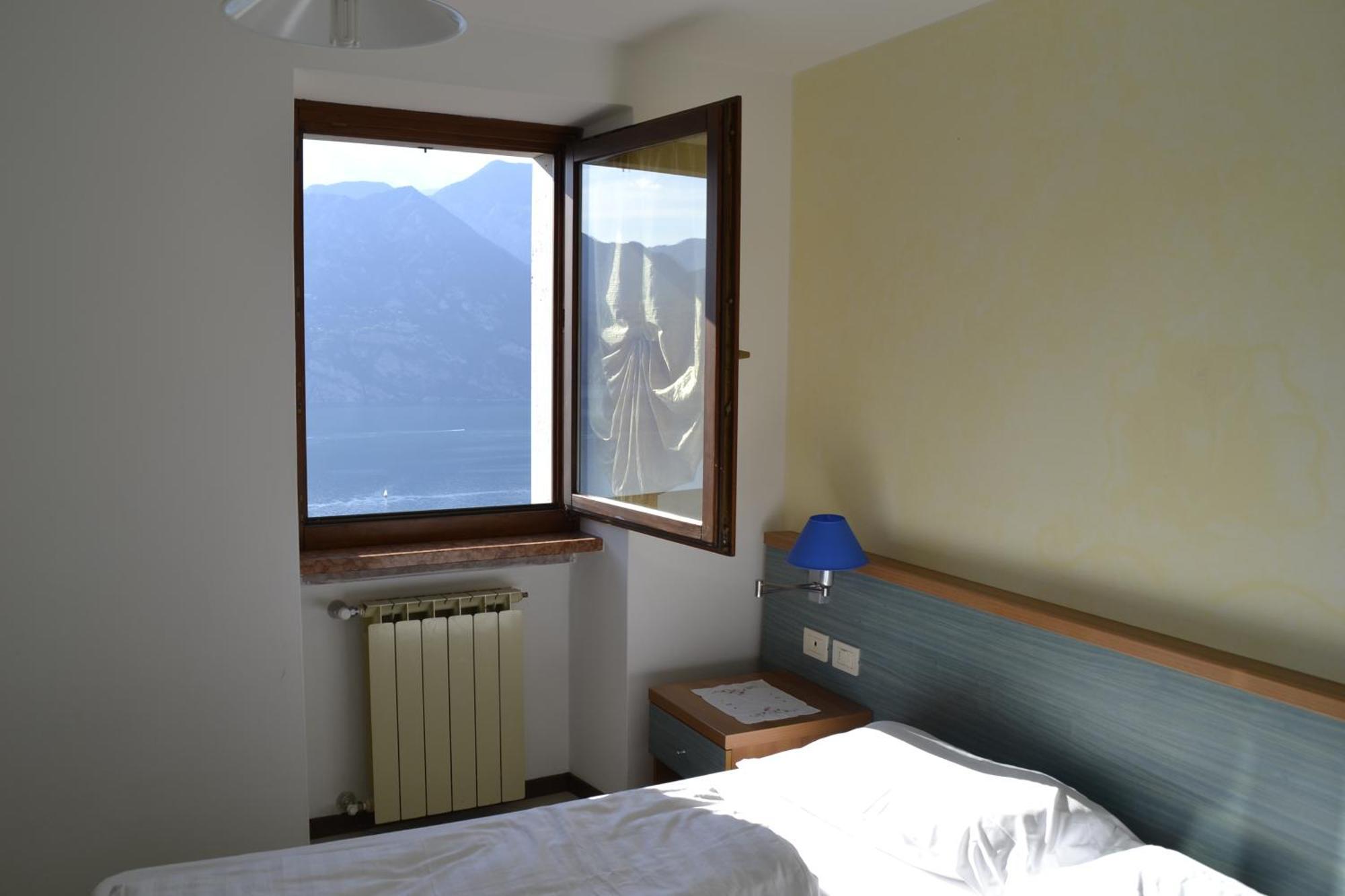 Appartamenti Casa Palazzina Malcesine Extérieur photo